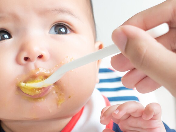 Baby's first foods: essential kit